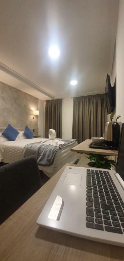 Atocha28 Hotel Madrid Kültér fotó